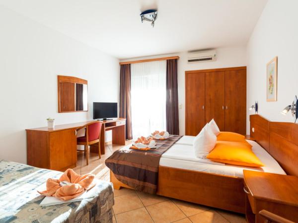 Guesthouse Villa Adria : photo 4 de la chambre chambre triple