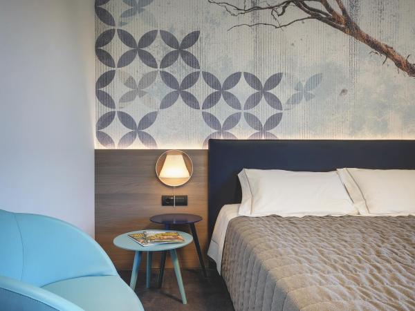 Residence Rovinj : photo 2 de la chambre chambre double confort avec balcon