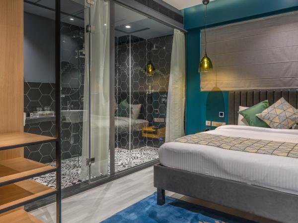 Hotel B plus L : photo 1 de la chambre suite - vue sur jardin