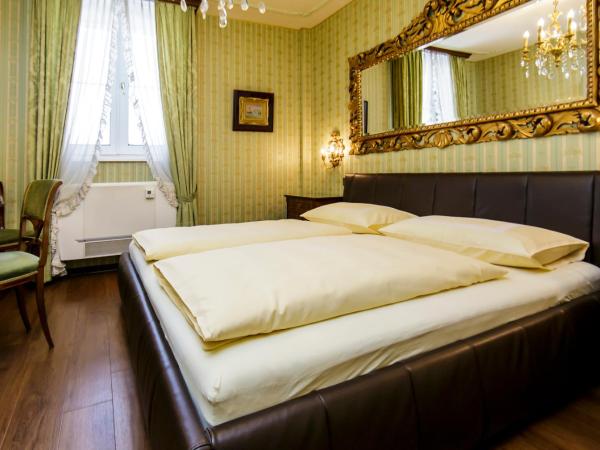 Hotel Palais Porcia : photo 7 de la chambre chambre double standard