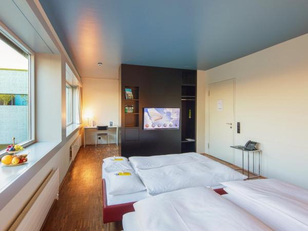 Dasbreitehotel am Rhein : photo 2 de la chambre chambre supérieure - design