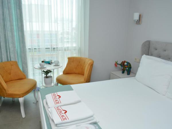 Nar Palace : photo 4 de la chambre chambre triple standard