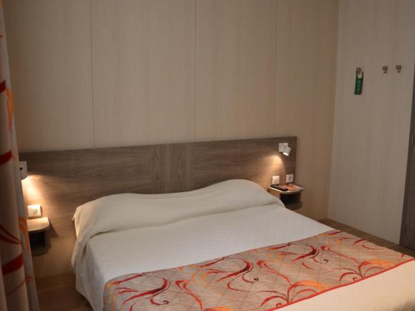 Hotel Le Revest : photo 3 de la chambre chambre double supérieure