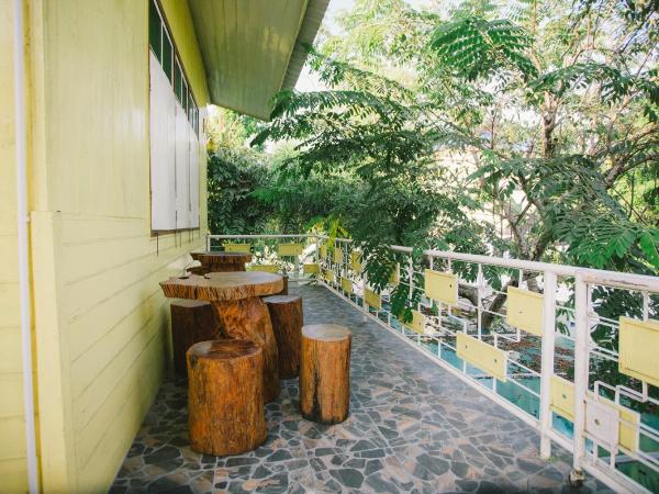 SuanTung Coffee & Guesthouse : photo 5 de la chambre chambre familiale supérieure