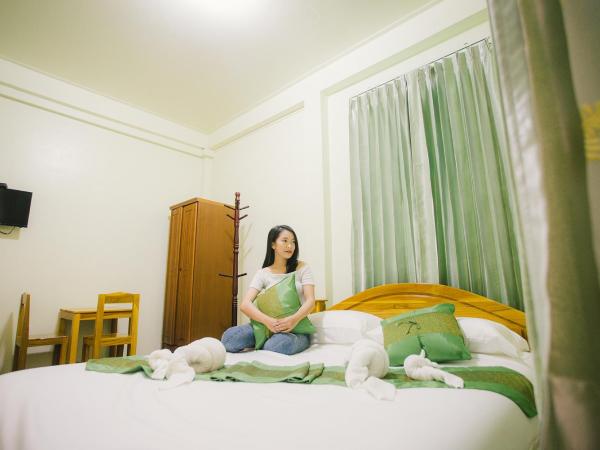 SuanTung Coffee & Guesthouse : photo 1 de la chambre chambre standard lit queen-size