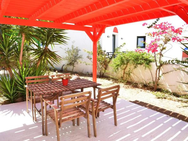 Paradisia Villas : photo 2 de la chambre appartement - vue sur jardin