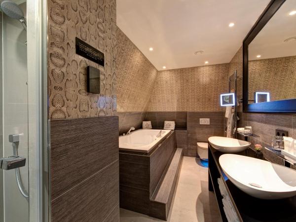 The Pavilions Amsterdam, The Toren : photo 2 de la chambre suite exécutive avec bain à remous