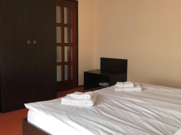 Karikas Hotel : photo 4 de la chambre chambre double ou lits jumeaux avec balcon