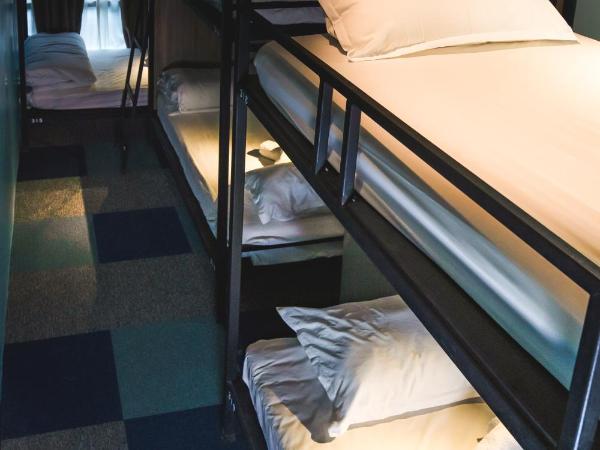 Vibrant Hostel : photo 1 de la chambre lit dans dortoir mixte de 8 lits