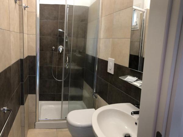 HOTEL CONDOR : photo 3 de la chambre chambre triple