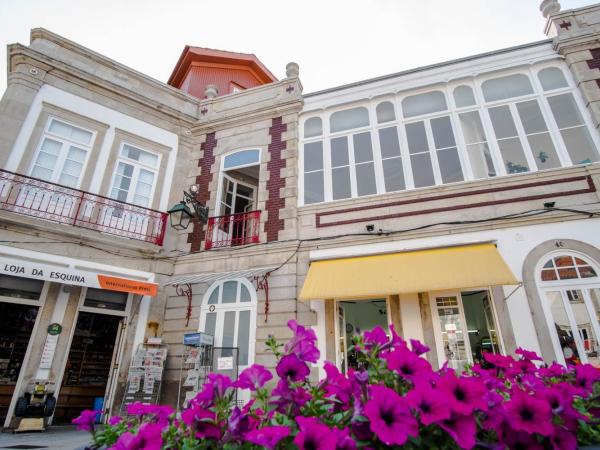 Dona Emília Guest House & Studio Apartment Building : photo 1 de la chambre maison 6 chambres