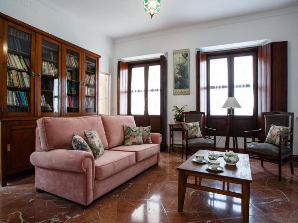 Suites Machado : photo 2 de la chambre suite supérieure avec balcon