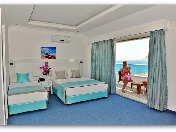 Mesut Hotel : photo 5 de la chambre chambre double ou lits jumeaux