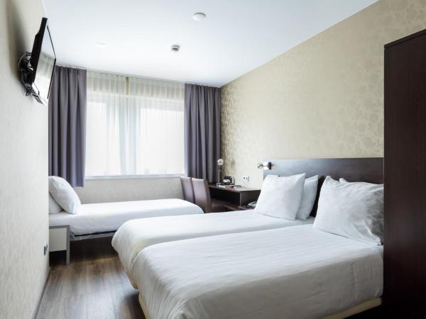 Hotel Espresso : photo 2 de la chambre petite chambre triple