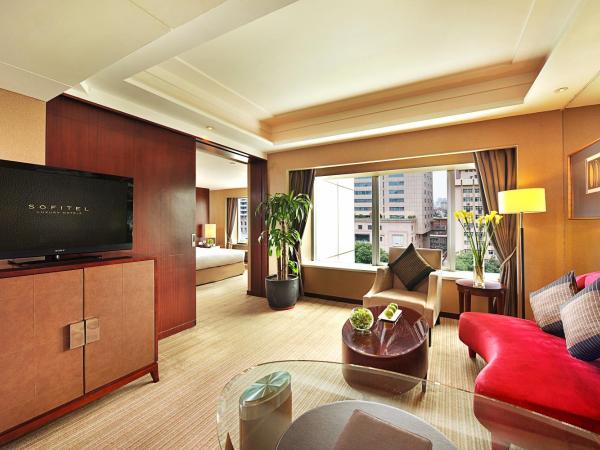 Sofitel Xi'an On Renmin Square : photo 4 de la chambre prestige suite king bed