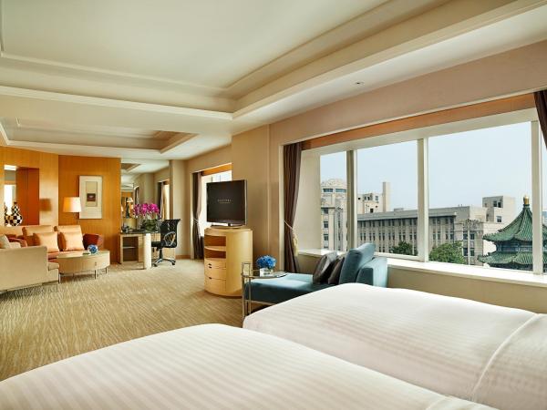 Sofitel Xi'an On Renmin Square : photo 2 de la chambre suite lits jumeaux junior
