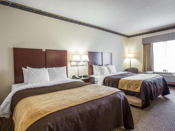 Comfort Inn & Suites FtJackson Maingate : photo 1 de la chambre chambre 2 lits queen-size - non-fumeurs