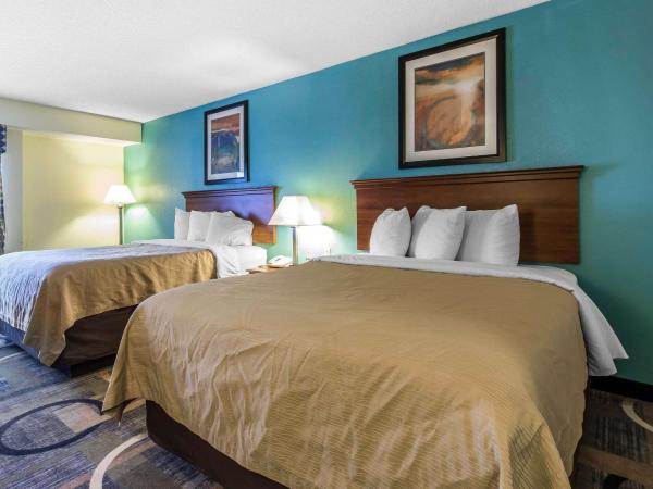 Quality Inn & Suites Memphis East : photo 2 de la chambre chambre 2 lits queen-size - non-fumeurs