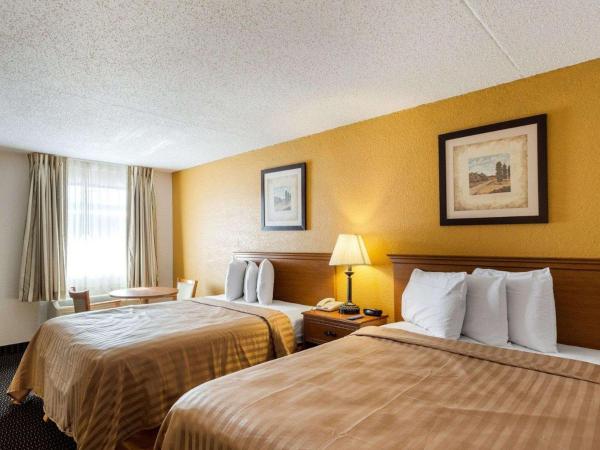 Sunrise Inn & Suites New Orleans : photo 2 de la chambre chambre 2 lits queen-size - non-fumeurs