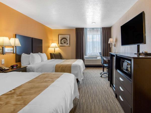 Quality Inn & Suites Albuquerque North near Balloon Fiesta Park : photo 3 de la chambre chambre 2 lits queen-size - non-fumeurs