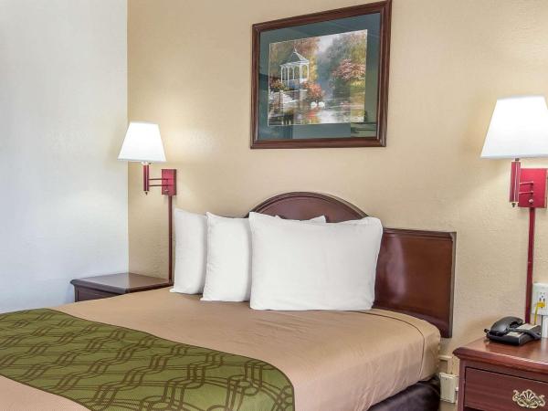 Econo Lodge Midtown : photo 4 de la chambre chambre lit queen-size - non-fumeurs