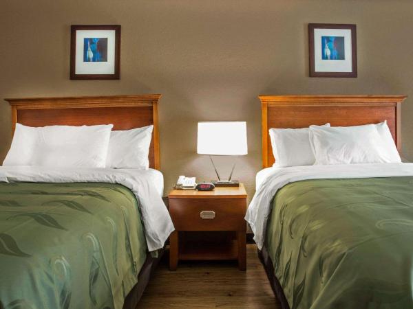 Quality Inn & Suites University Area : photo 5 de la chambre chambre 2 lits queen-size - non-fumeurs
