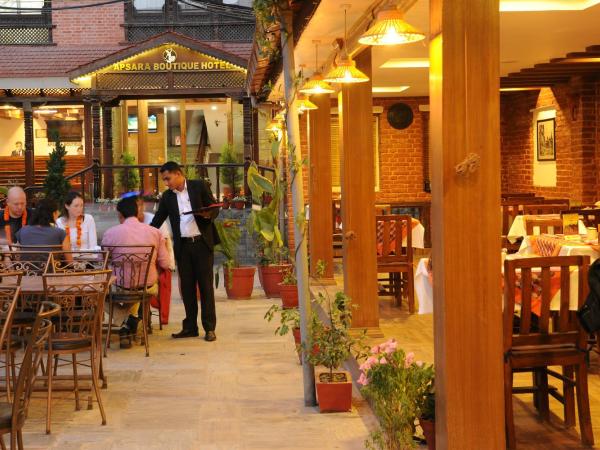 Apsara Boutique Hotel : photo 3 de la chambre chambre familiale de luxe avec vue sur jardin