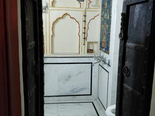 Jaipur Haveli : photo 8 de la chambre chambre double deluxe avec baignoire