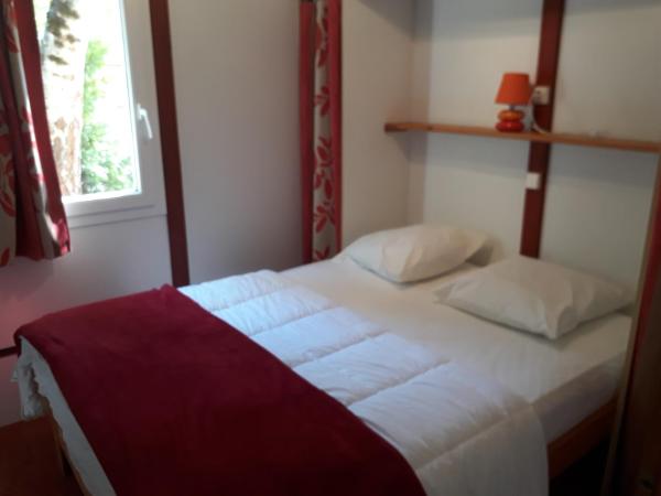 Les Chalets d'Argentouleau : photo 4 de la chambre chalet confort deux chambres