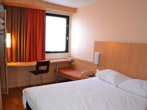 ibis Angers Centre Chateau : photo 3 de la chambre chambre double standard