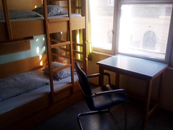 Treestyle Hostel : photo 4 de la chambre appartement (10 adultes)