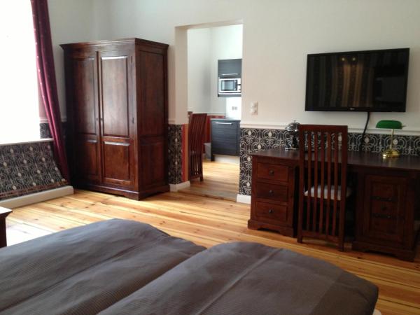 Garden Living - Boutique Hotel : photo 6 de la chambre grande chambre double - vue sur jardin