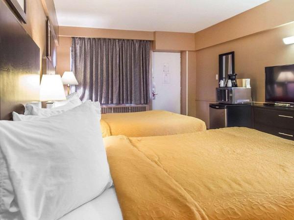 Econo Lodge Downtown : photo 3 de la chambre chambre deluxe avec 2 lits queen-size - non-fumeurs