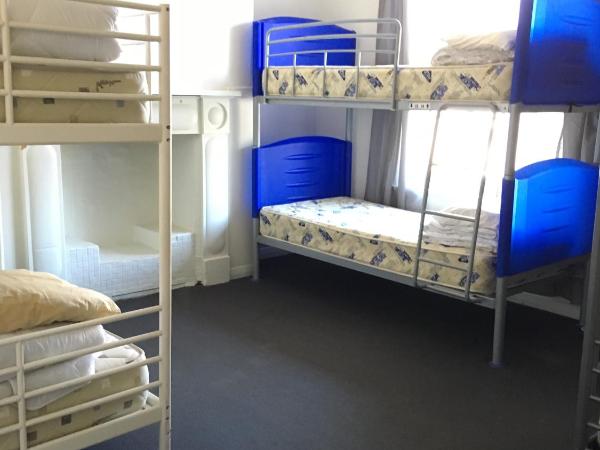 Shingo's Backpackers : photo 1 de la chambre lit dans dortoir pour femmes de 6 lits