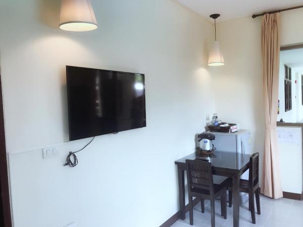 Eco Resort Chiang Mai : photo 5 de la chambre chambre double ou lits jumeaux deluxe - vue sur piscine