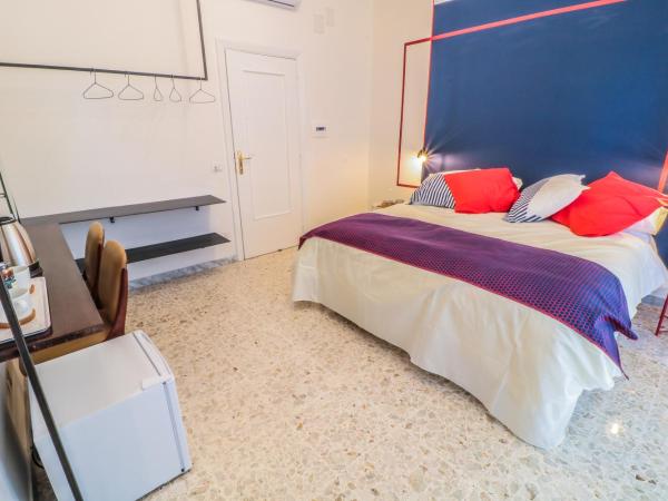 Le stanze di Virgilio : photo 8 de la chambre chambre double ou lits jumeaux deluxe avec balcon