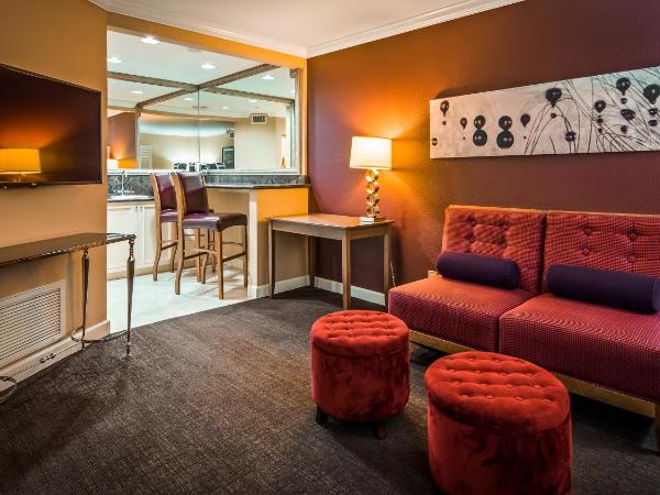 Best Western Plus Casino Royale - Center Strip : photo 4 de la chambre suite lit king-size deluxe (aucuns frais de service + parking gratuit)