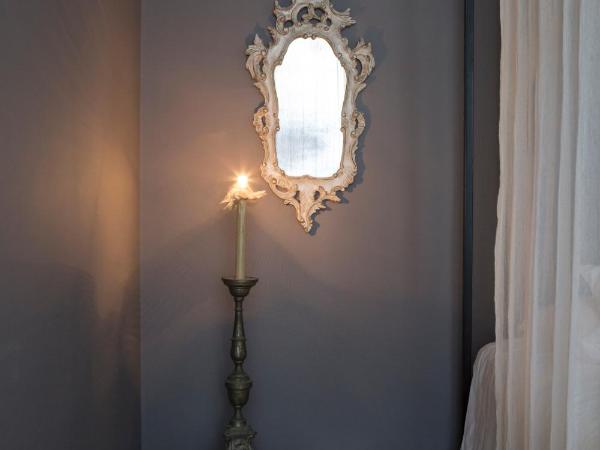 Leconvertite : photo 4 de la chambre suite junior - vue sur canal