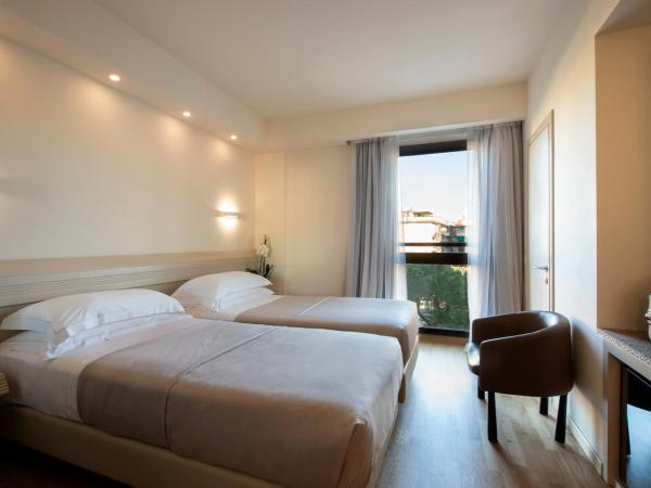 Hotel Grifone Firenze - Urban Pool & Spa : photo 3 de la chambre chambre triple