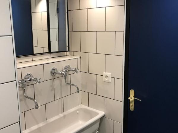 Eklo Hotels Lille : photo 4 de la chambre dortoir privé