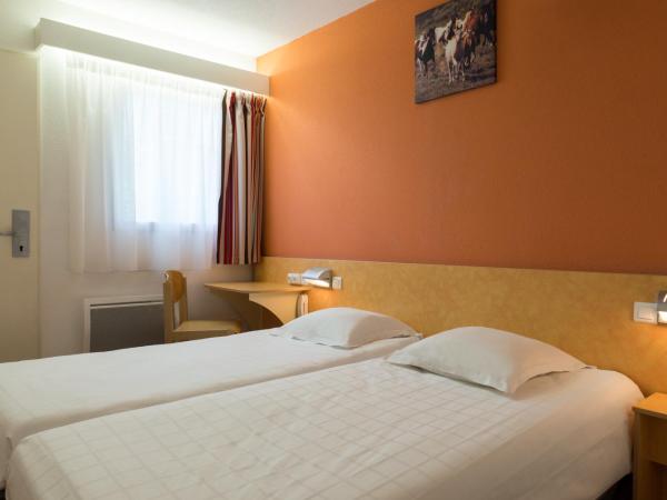 The Originals Access, Hôtel Saint-Flour : photo 1 de la chambre chambre lits jumeaux