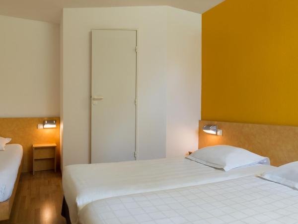 The Originals Access, Hôtel Saint-Flour : photo 2 de la chambre chambre triple