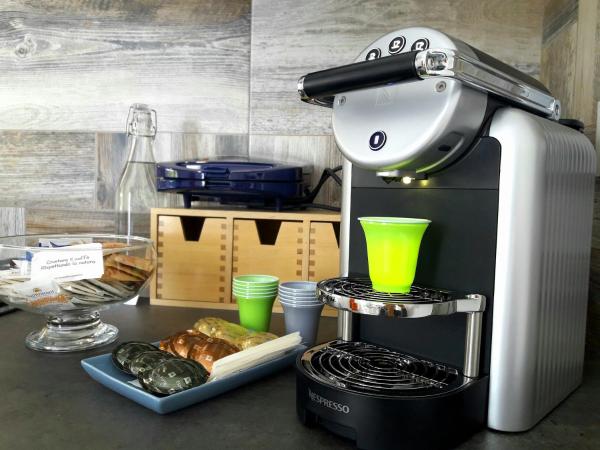 Casa Montanari B&B : photo 10 de la chambre chambre double ou lits jumeaux avec salle de bains privative