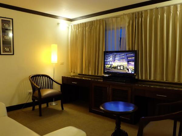 Grand Business Inn : photo 8 de la chambre grande suite