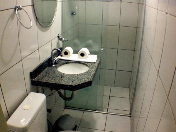 Raio de Sol Praia Hotel : photo 4 de la chambre chambre double avec 2 lits simples