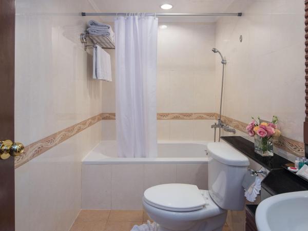 Prince Palace Hotel Bangkok : photo 4 de la chambre suite 2 chambres (chambre familiale)