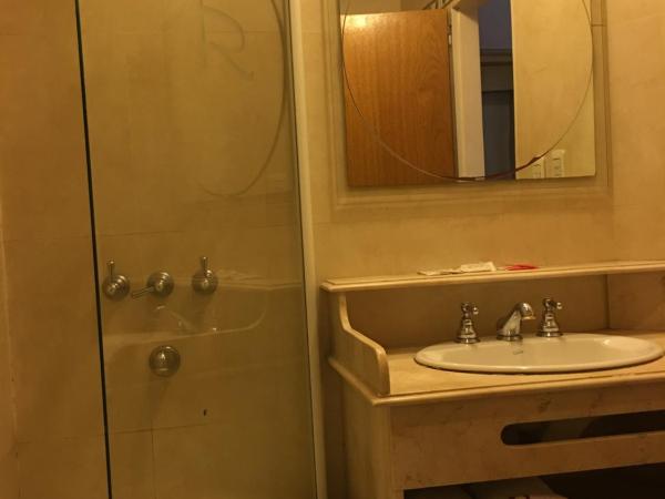 Hotel Rey : photo 3 de la chambre chambre simple supérieure