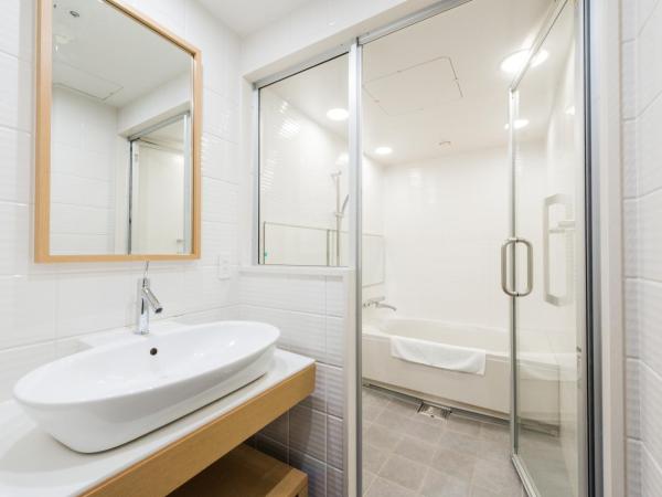 HOTEL MYSTAYS Sapporo Station : photo 4 de la chambre chambre lits jumeaux premier - non-fumeurs