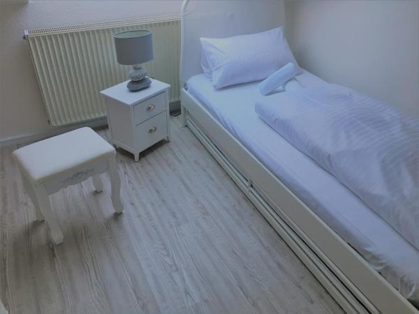 My Brand Boardinghouse Hamburg Volksdorf : photo 7 de la chambre  standard single room with shared bathroom and shared kitchen