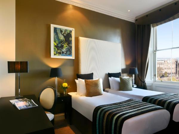 Fraser Suites Edinburgh : photo 1 de la chambre chambre lits jumeaux de luxe classique 